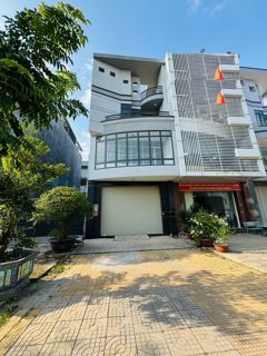 Bán nhà mặt tiền đường III KDC Khang Điền, Phước Long B, 6x26m, 4 tầng. Full tiện ích. Hàng hiếm